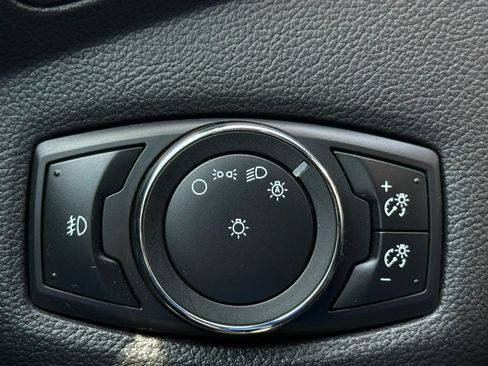 Used 2014 Ford Escape SE FWD image 32