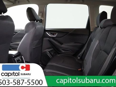 Used 2021 Subaru Forester Premium image 32
