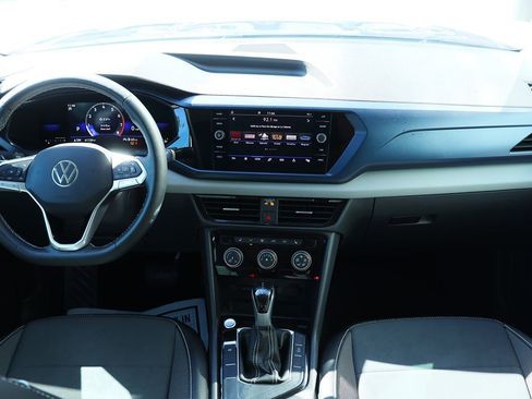 Used 2023 Volkswagen Taos SE image 32