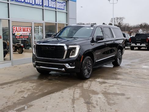 New 2025 GMC Yukon XL Elevation w/ LPO, Elevation Black Package image 6