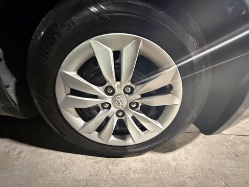 Used 2013 Hyundai Sonata GLS image 9