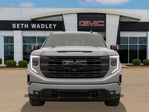 Used 2024 GMC Sierra 1500 Elevation w/ Elevation Premium Package image 2