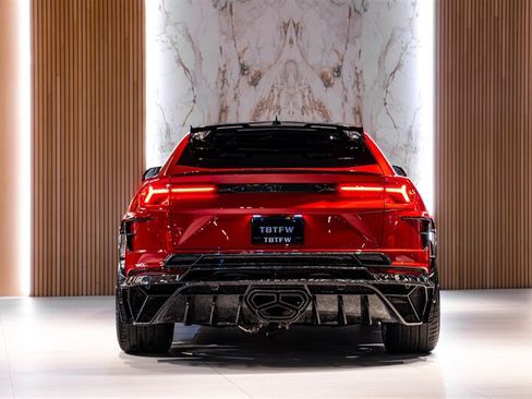 Used 2023 Lamborghini Urus Performante AWD/4WD image 5