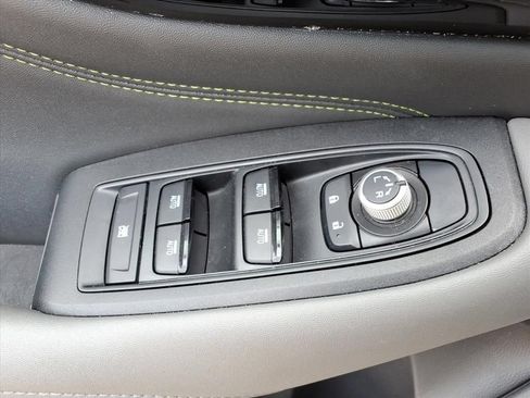 Used 2025 Subaru Outback Onyx Edition AWD/4WD image 20