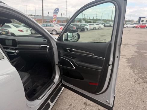 Used 2025 Kia Telluride SX Prestige X-Pro AWD/4WD image 39