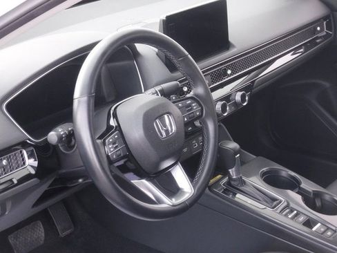 Used 2022 Honda Civic Touring image 12