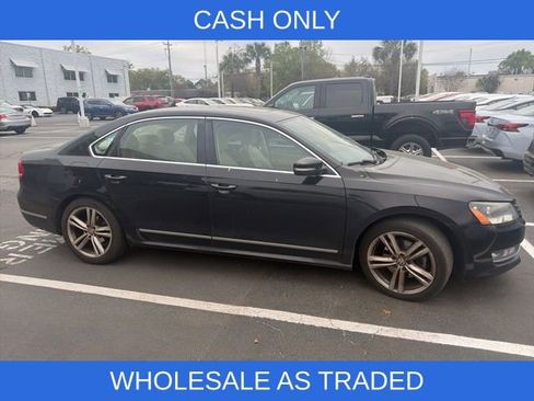 Used 2015 Volkswagen Passat 1.8T Sport image 3