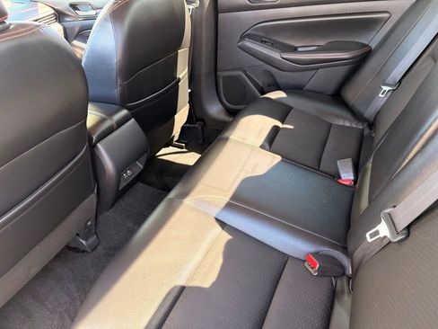 Used 2020 Nissan Altima 2.5 SR FWD image 16