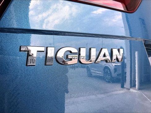 Used 2020 Volkswagen Tiguan SEL Premium R-Line AWD/4WD image 38