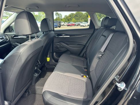 Used 2025 Kia Seltos S image 11