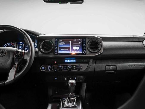 Certified 2023 Toyota Tacoma TRD Off-Road image 14