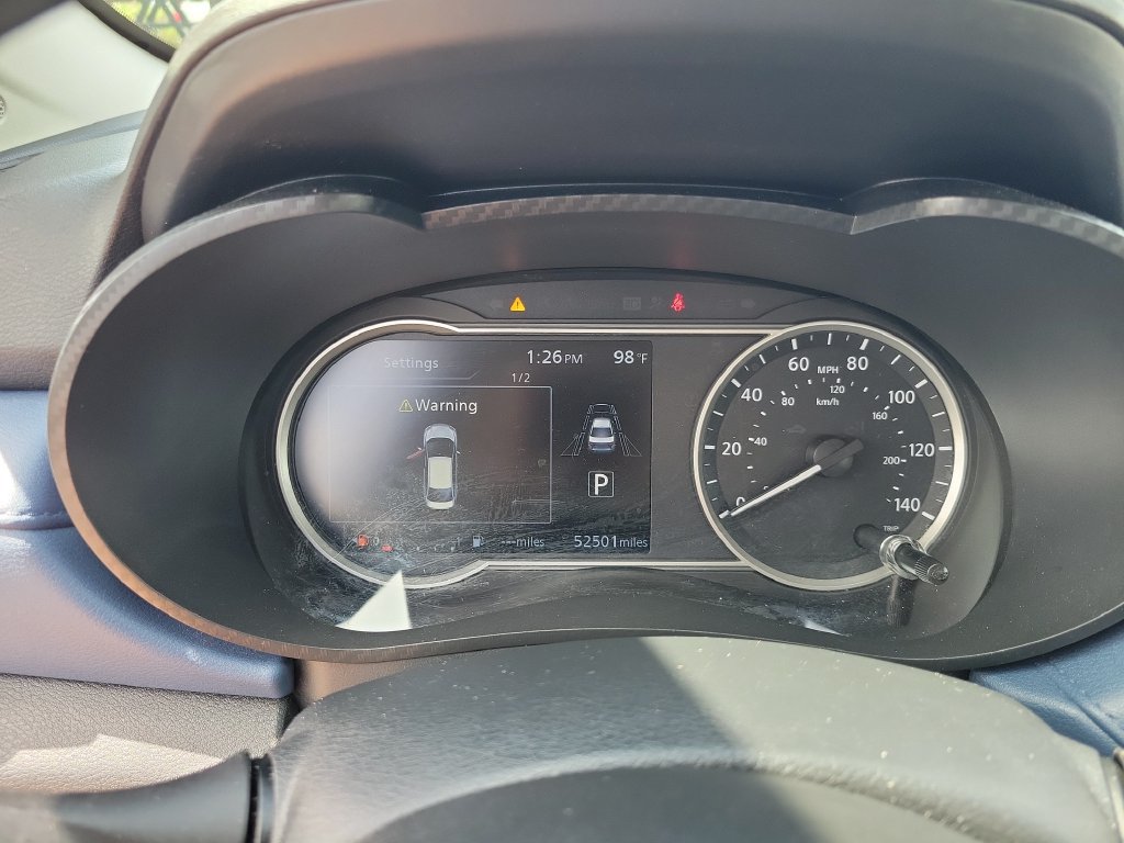 Used 2025 Nissan Versa SV FWD image 20