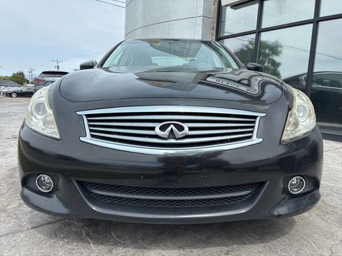 Used 2013 INFINITI G37 x Sedan w/ Premium Pkg AWD/4WD image 2