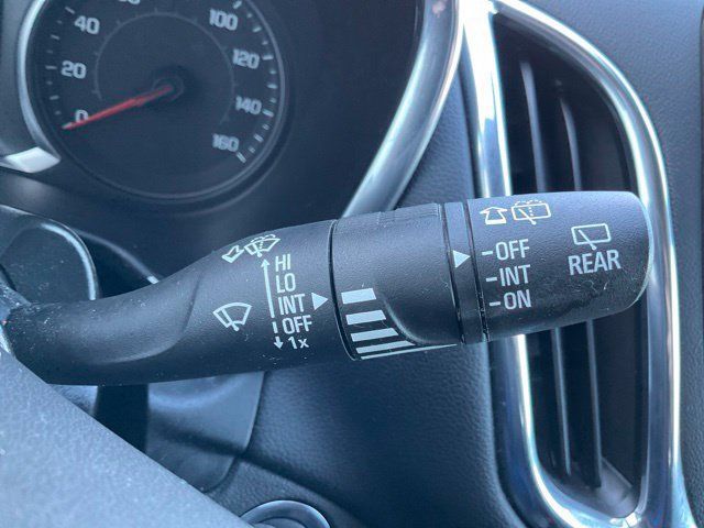 Used 2020 Chevrolet Equinox LT AWD/4WD image 9
