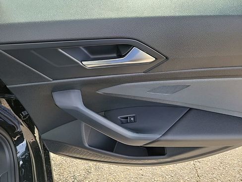 New 2026 Volkswagen Jetta SE image 44