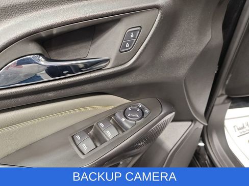 Used 2024 Chevrolet Trax ACTIV w/ Sunroof Package image 24