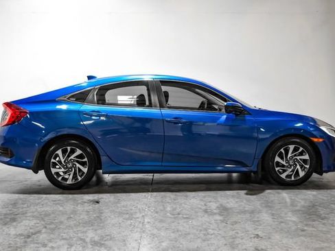 Used 2017 Honda Civic EX image 12