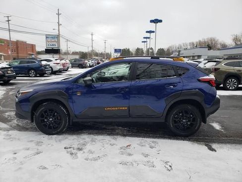 Used 2024 Subaru Crosstrek 2.5i Wilderness w/ Wilderness Package image 7