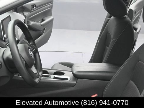Used 2025 Nissan Altima 2.5 S FWD image 16