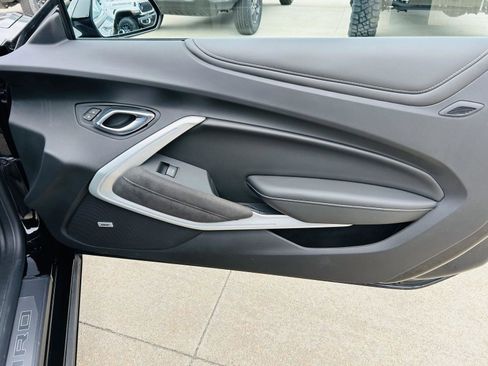 Used 2022 Chevrolet Camaro SS RWD image 24