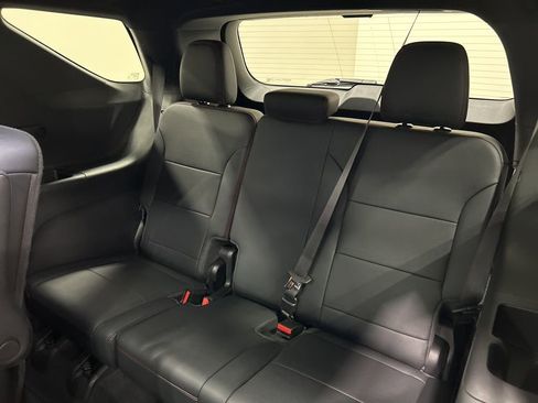 Used 2024 Chevrolet Traverse RS w/ LPO, Floor Liner Package FWD image 31