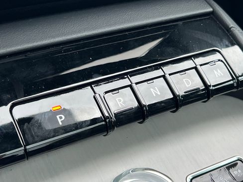 New 2025 Lincoln Navigator Reserve w/ Jet Appearance Package image 21