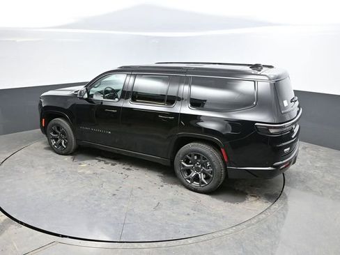 New 2026 Jeep Grand Wagoneer Limited AWD/4WD image 32