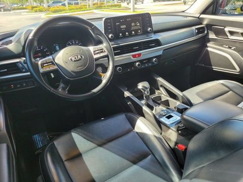 Used 2021 Kia Telluride LX FWD image 10