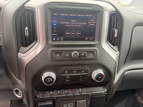 Used 2023 GMC Sierra 1500 Pro w/ Pro Value Package AWD/4WD image 18