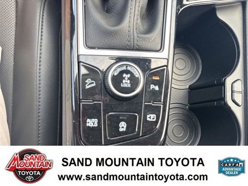 Used 2023 Kia Sportage EX AWD/4WD image 19