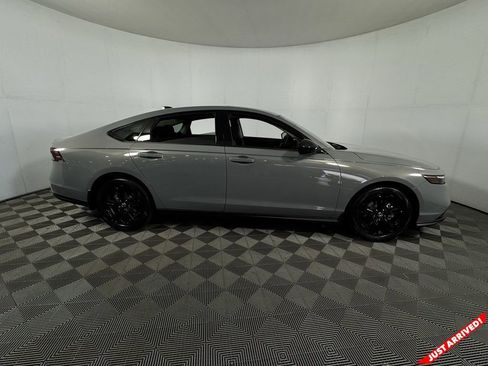 New 2025 Honda Accord SE image 8