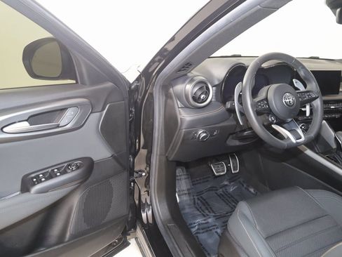 Used 2024 Alfa Romeo Tonale Ti image 47