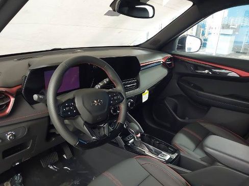 New 2026 Chevrolet TrailBlazer RS w/ Convenience Package FWD image 2