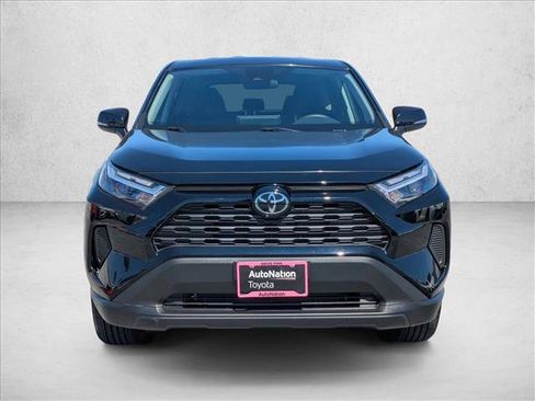 Certified 2025 Toyota RAV4 LE FWD image 2