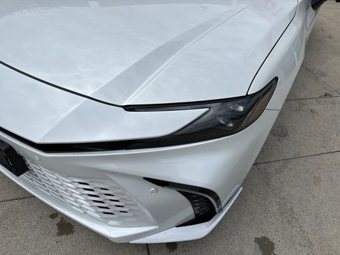 Used 2025 Toyota Camry XSE w/ Premium Plus Package image 11