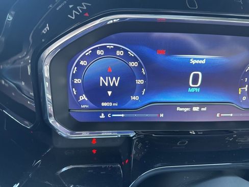 Used 2024 Chevrolet Silverado 1500 RST image 10