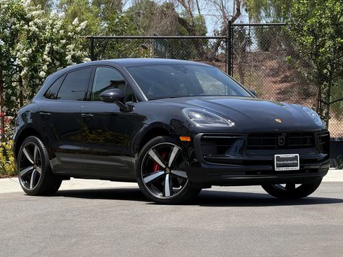 Used 2026 Porsche Macan S AWD/4WD image 9