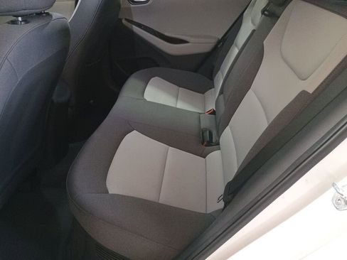 Used 2020 Hyundai Ioniq SEL image 17