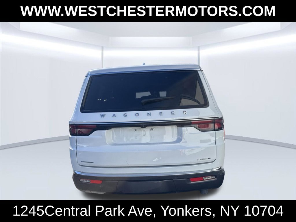Used 2022 Jeep Wagoneer Series II AWD/4WD image 5