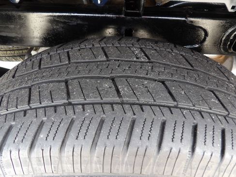 Used 2021 Chevrolet Silverado 1500 LT image 57