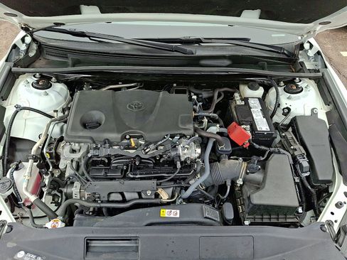 Used 2024 Toyota Camry LE w/ Convenience Package image 27