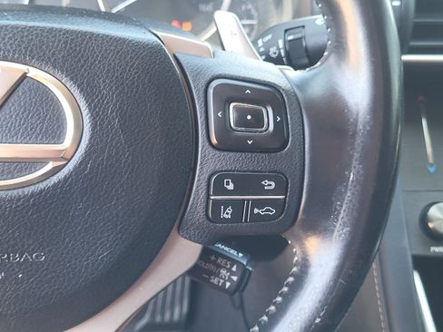 Used 2020 Lexus IS 300 RWD image 14