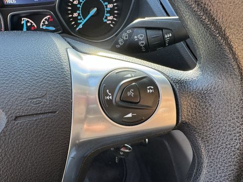 Used 2015 Ford Escape SE image 21