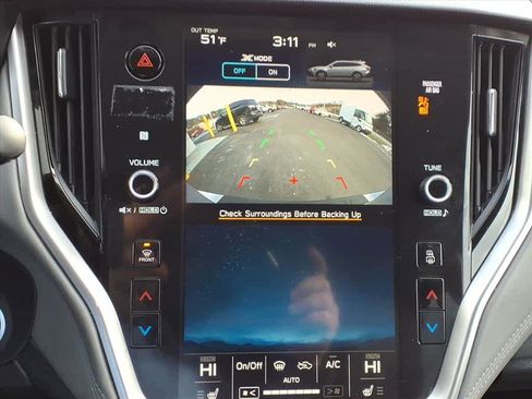 Used 2020 Subaru Outback Premium image 18
