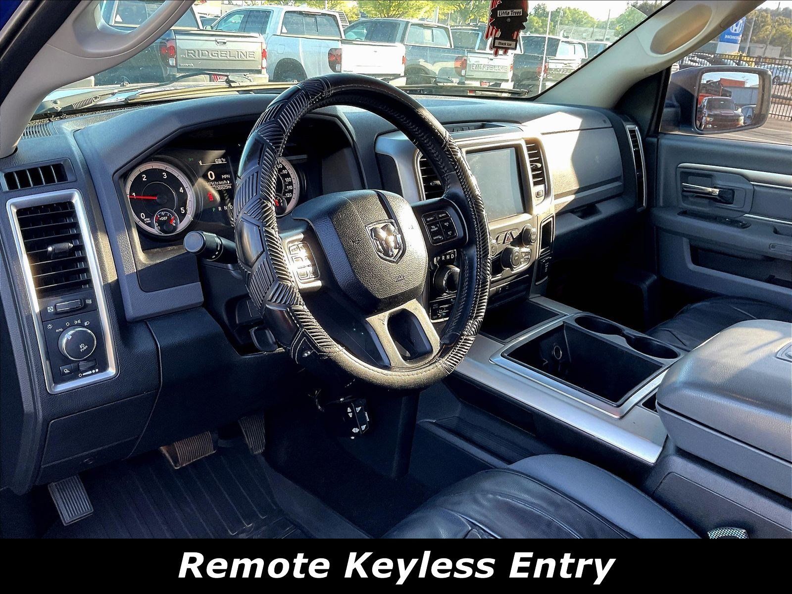 Used 2015 RAM 1500 Big Horn AWD/4WD image 4