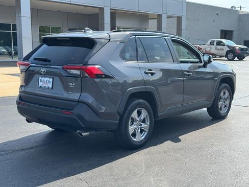 Used 2025 Toyota RAV4 XLE AWD/4WD image 3