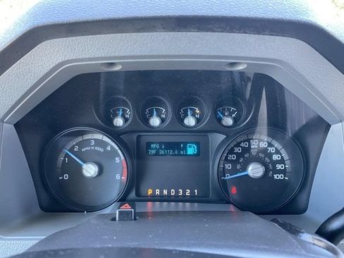 Used 2014 Ford F550 2WD Regular Cab Super Duty image 16