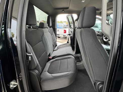 Used 2019 Chevrolet Silverado 1500 Custom w/ Custom Convenience Package image 11