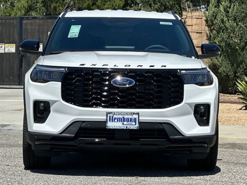 New 2026 Ford Explorer ST-Line RWD image 9