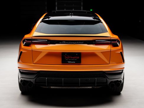 Used 2021 Lamborghini Urus AWD/4WD image 25